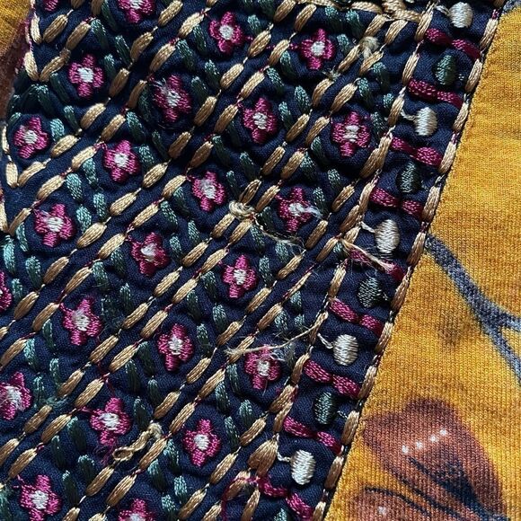 Soft Surroundings Etana Mustard Yellow Floral Embroidered Tunic Top Size Small - Picture 10 of 11